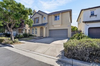 Building Photo - 1901 Bright Willow Cir