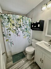 Building Photo - 6705 Fairway Dr