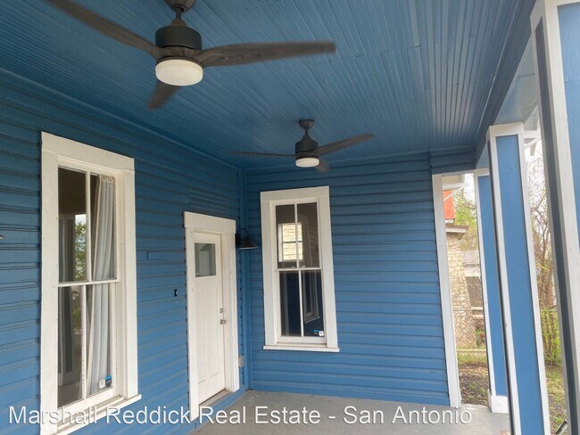 Building Photo - 3 br, 2 bath House - 1818 E. Houston