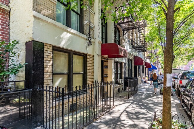 Foto del edificio - 178 Thompson St