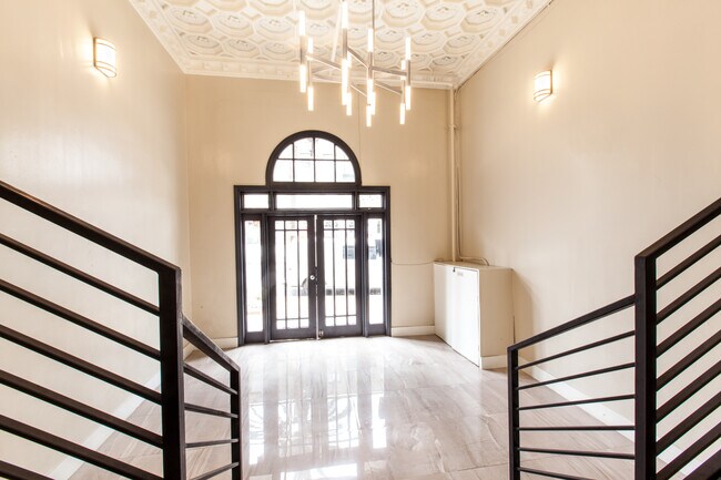 Foto del edificio - 401 S Kenmore Ave