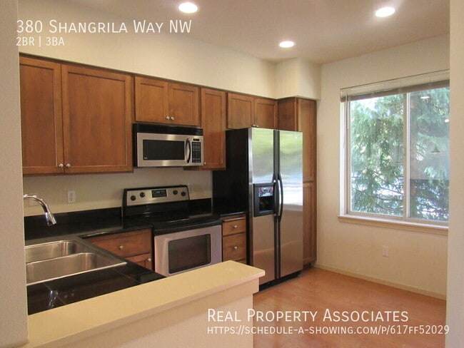 Building Photo - 380 Shangri-La Way NW