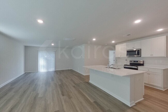 Foto del edificio - 112 Overstreet Way