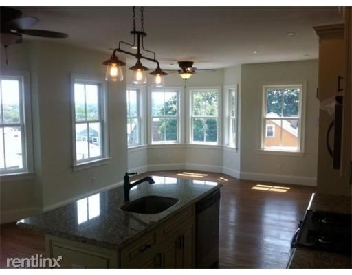 Foto del edificio - 274 Parker Hill Ave