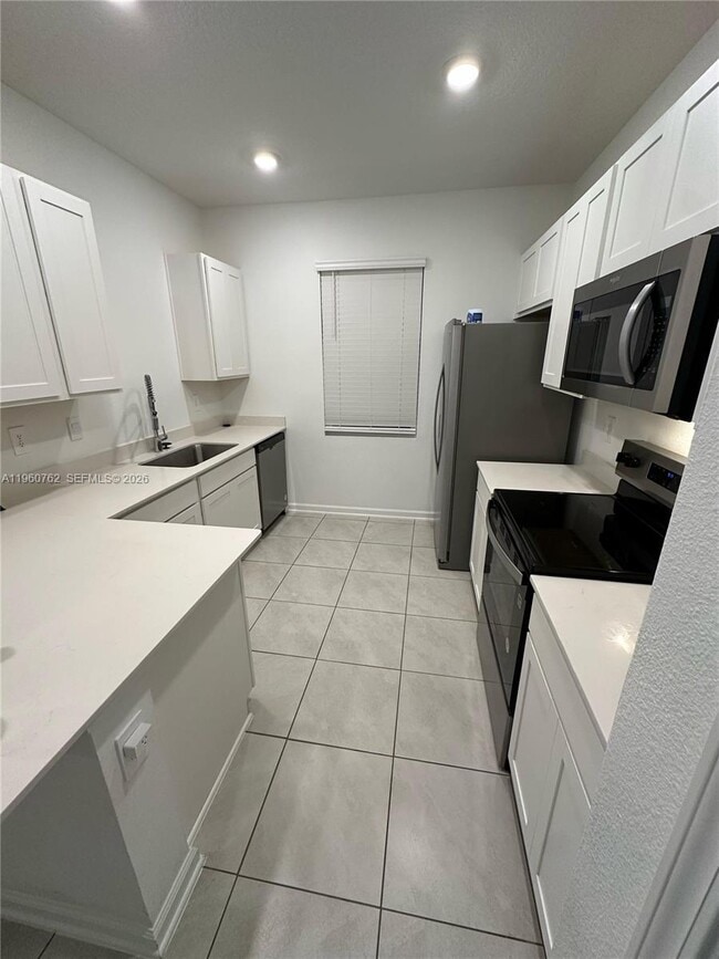 Building Photo - 235 Sage Br St