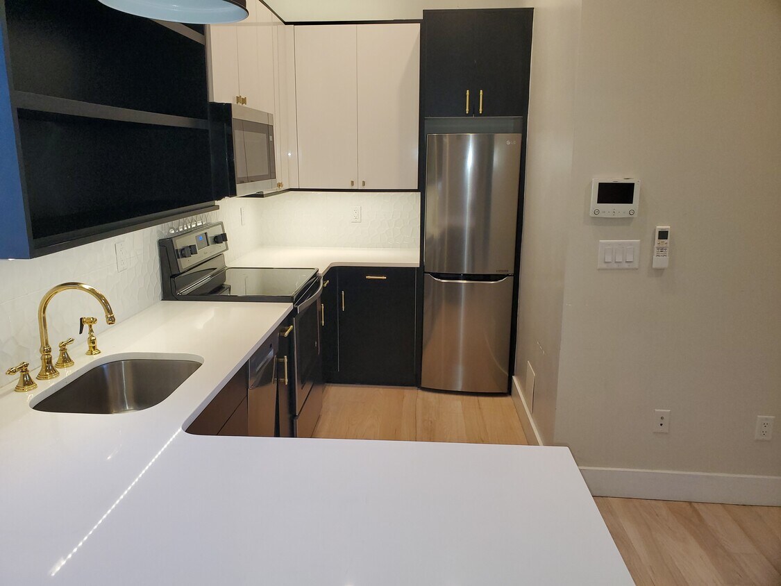 Foto principal - 609 Communipaw Ave