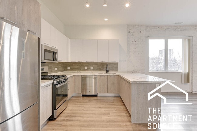 Building Photo - 2550 S Wabash Ave