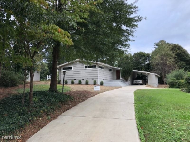 Primary Photo - 3 br, 2 bath House - 3412 Bradley Pl