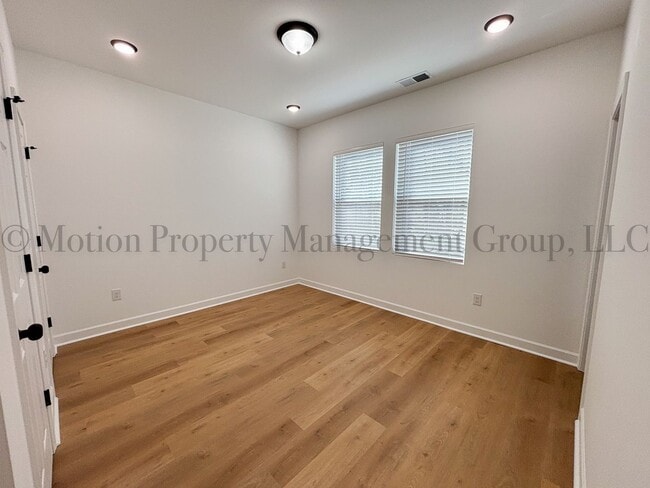 Foto del edificio - 1121 Wilmington Ave