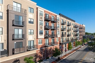 Building Photo - Quincy Station