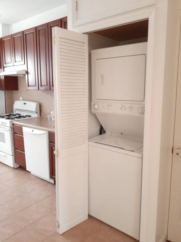 1457 Bay Ridge Pkwy Unit 2, Brooklyn, NY 11228 Condo for Rent in