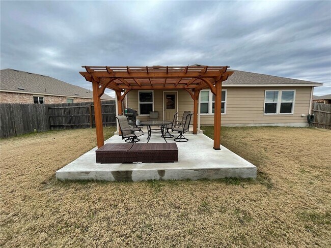 Building Photo - 5713 Cass Ct