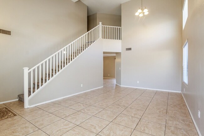 Building Photo - 6216 S 52nd Dr