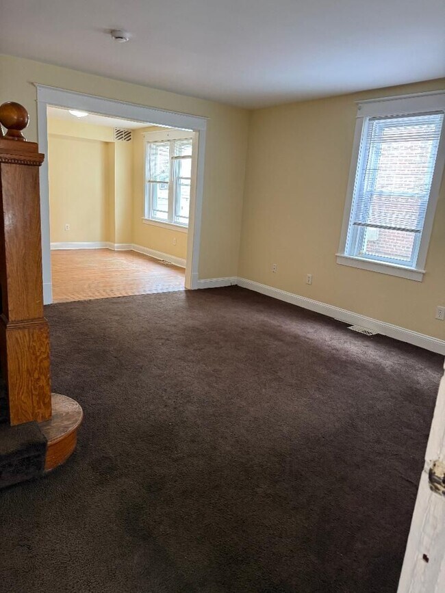 Foto del edificio - 223 W 23rd St