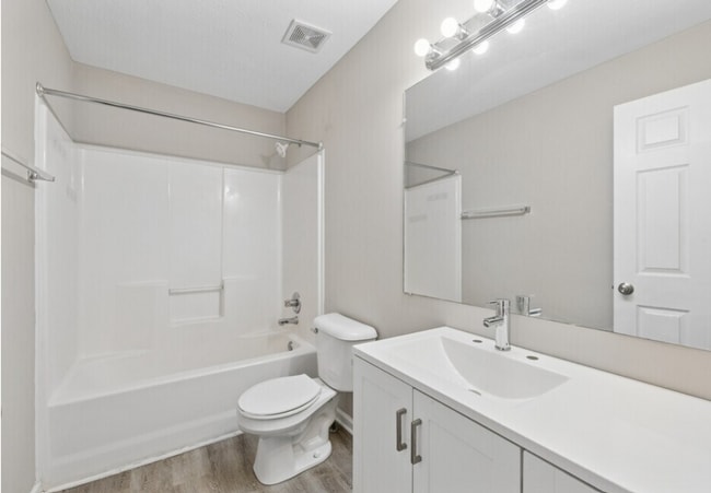 Interior Photo - Gateway Homes