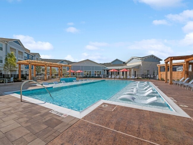 Foto del edificio - Reserve at Ventana Lakes