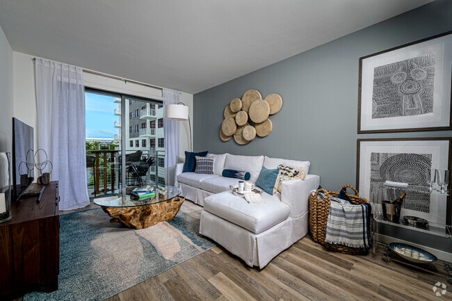 Photo inspiration: Gallery Detail: Best Luxury Riverfront Apartments For Rent Tampa Fl