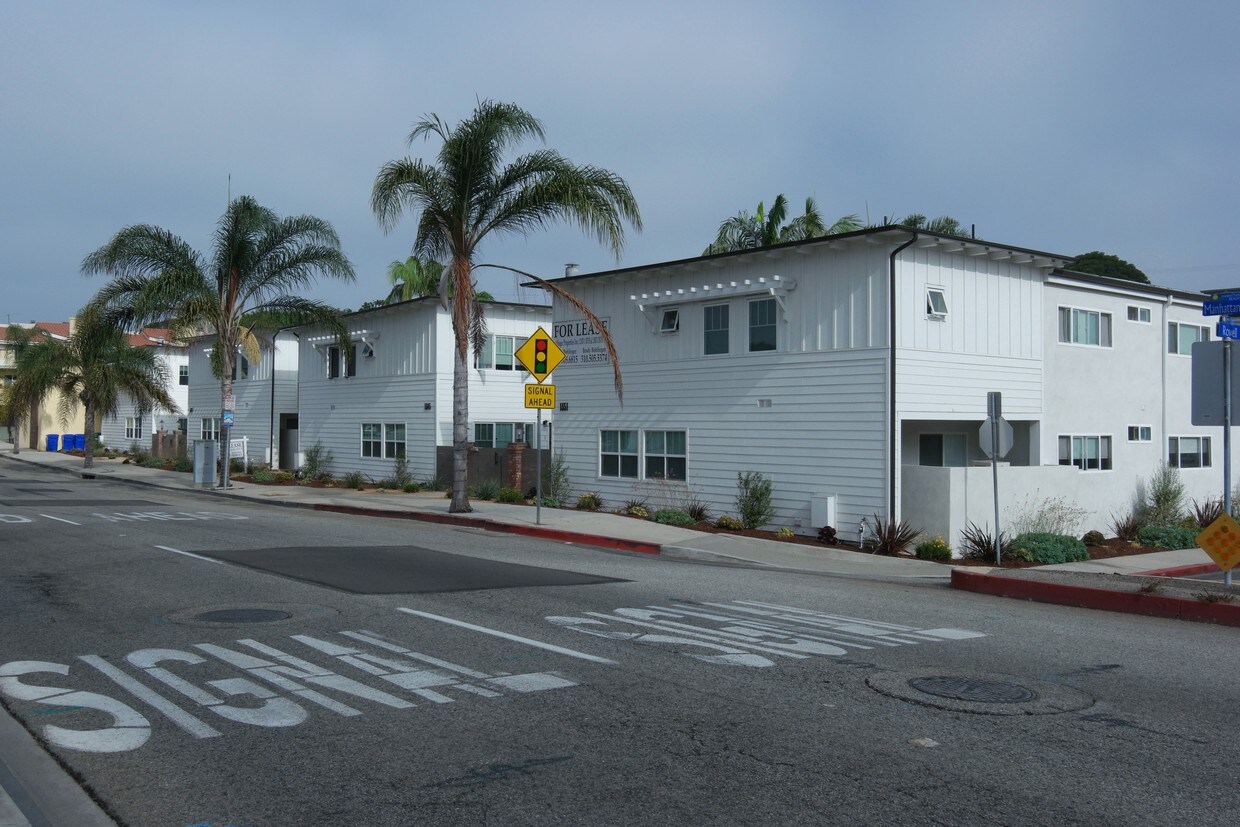 13351351 Manhattan Beach Blvd, Manhattan Beach, CA 90266 Apartments