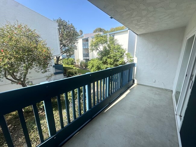 Foto del edificio - 607 S Prospect Ave