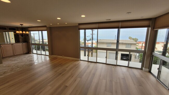 Foto del edificio - LA JOLLA VILLAGE - Park Prospect - Nice 2 ...