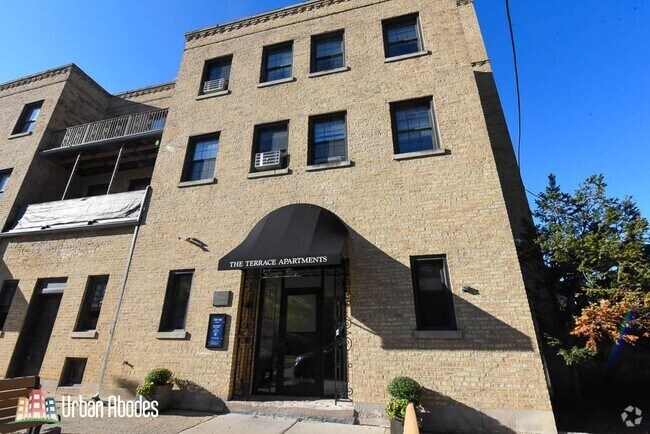 Building Photo - 730 Judson Ave
