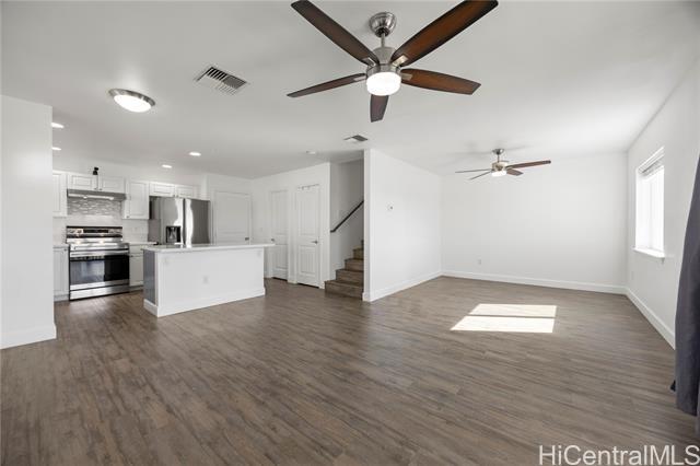 Building Photo - 87-1635-1635 Mokila St