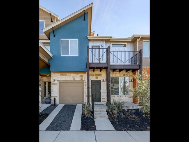 Building Photo - 7305 Wolverine St