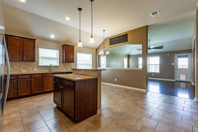 Foto del edificio - 118 Wallin Farms Dr