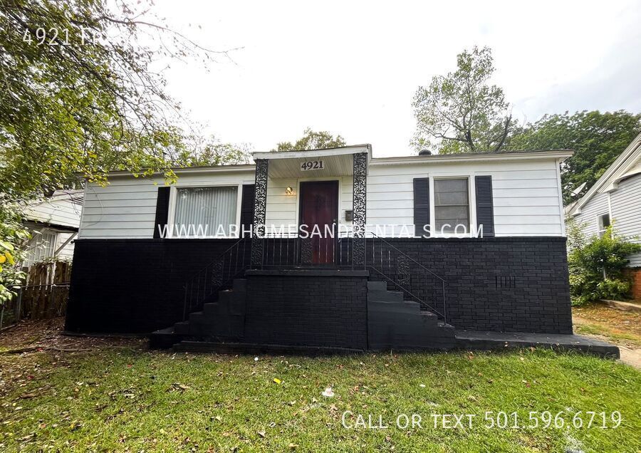 Foto principal - 4921 Francis St