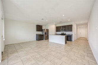 Building Photo - 7547 Cattle Walker Ct