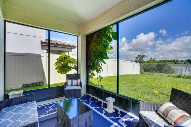 Building Photo - 14822 Fells Ln