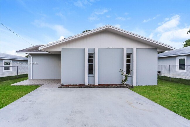Building Photo - 10350 SW 176th St