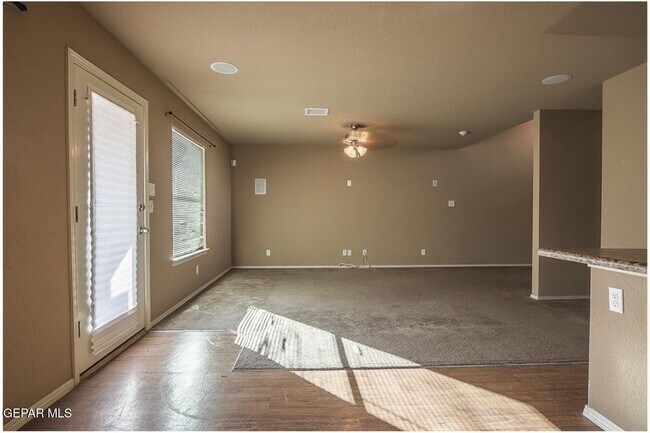 Foto del edificio - 14230 Rattler Point Dr