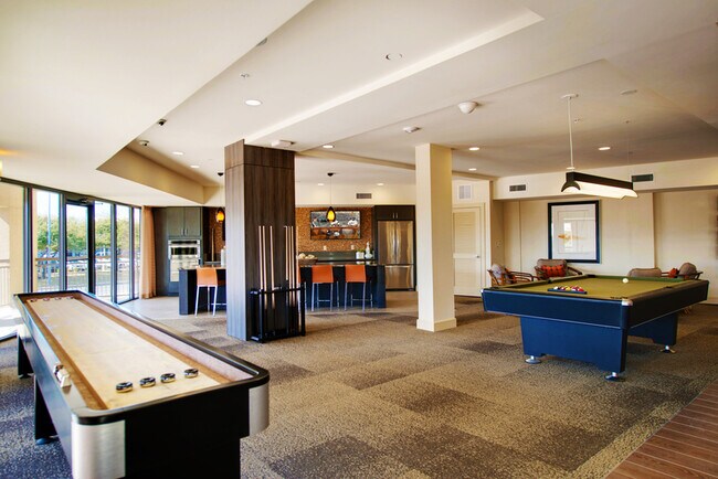 Foto del edificio - 10012 Stonelake Blvd