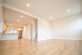 Building Photo - 17022 SW Lemongrass Ln