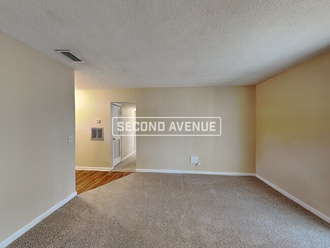 Foto del edificio - 9816 Norfolk Blvd