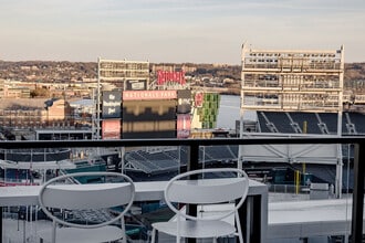 Building Photo - J.COOPERS ROW