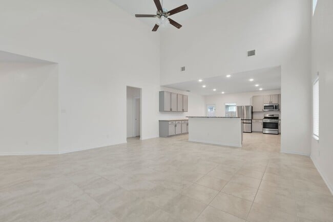 Building Photo - 144 Foxhound Path