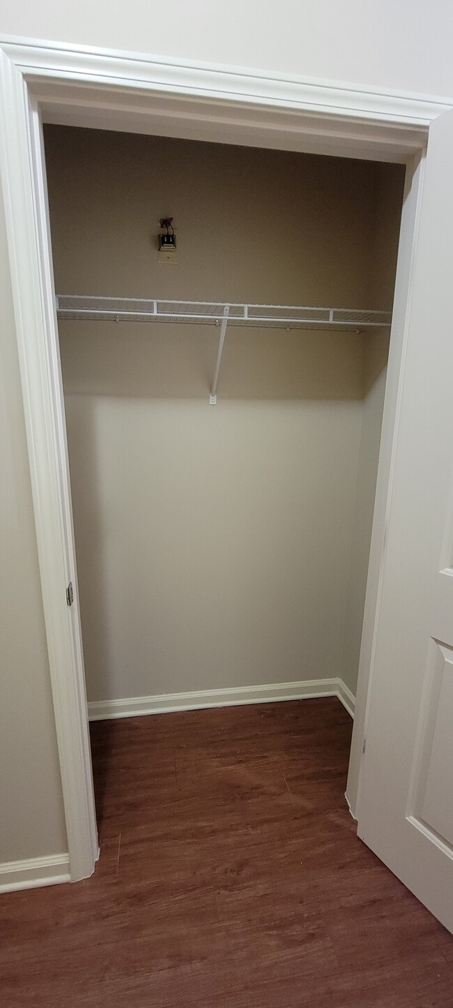 Walk-In Closet Space Gives Residents Extra Storage and Everyday Convenience - Walden Station Apts