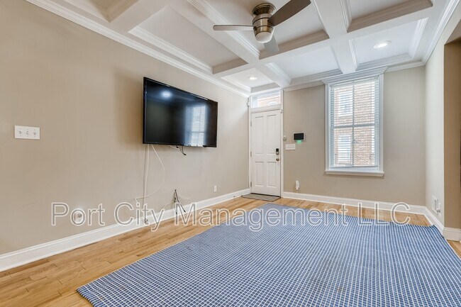 Foto del edificio - 726 S Robinson St