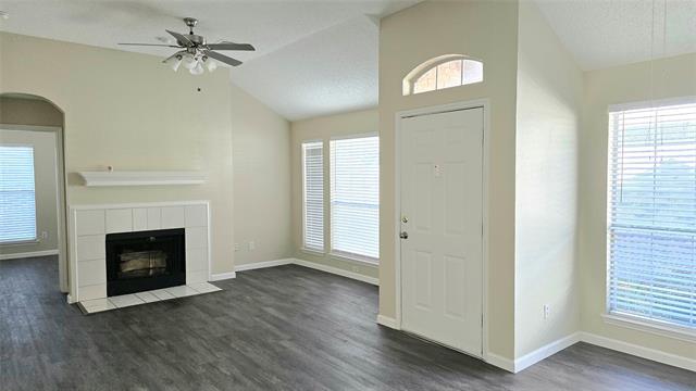 Building Photo - 5205 Wedgewood Dr