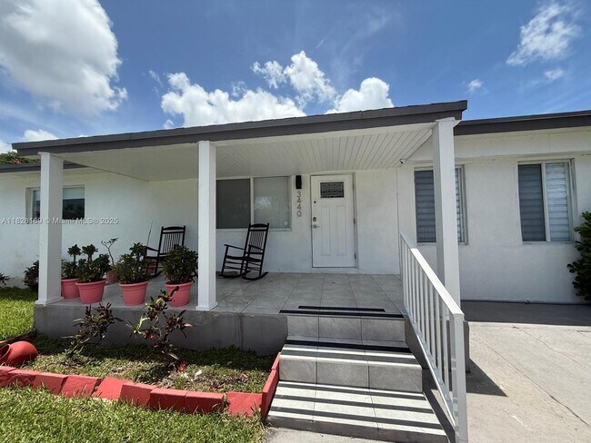 Foto del edificio - 3440 SW 75th Ct