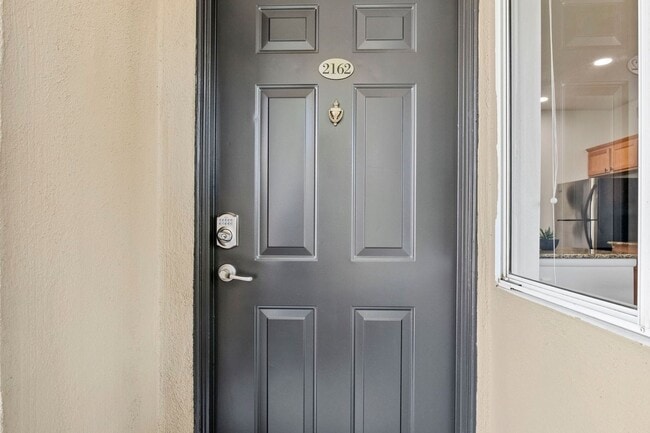 Building Photo - Remodeled one bed one bath Kierland Condo
