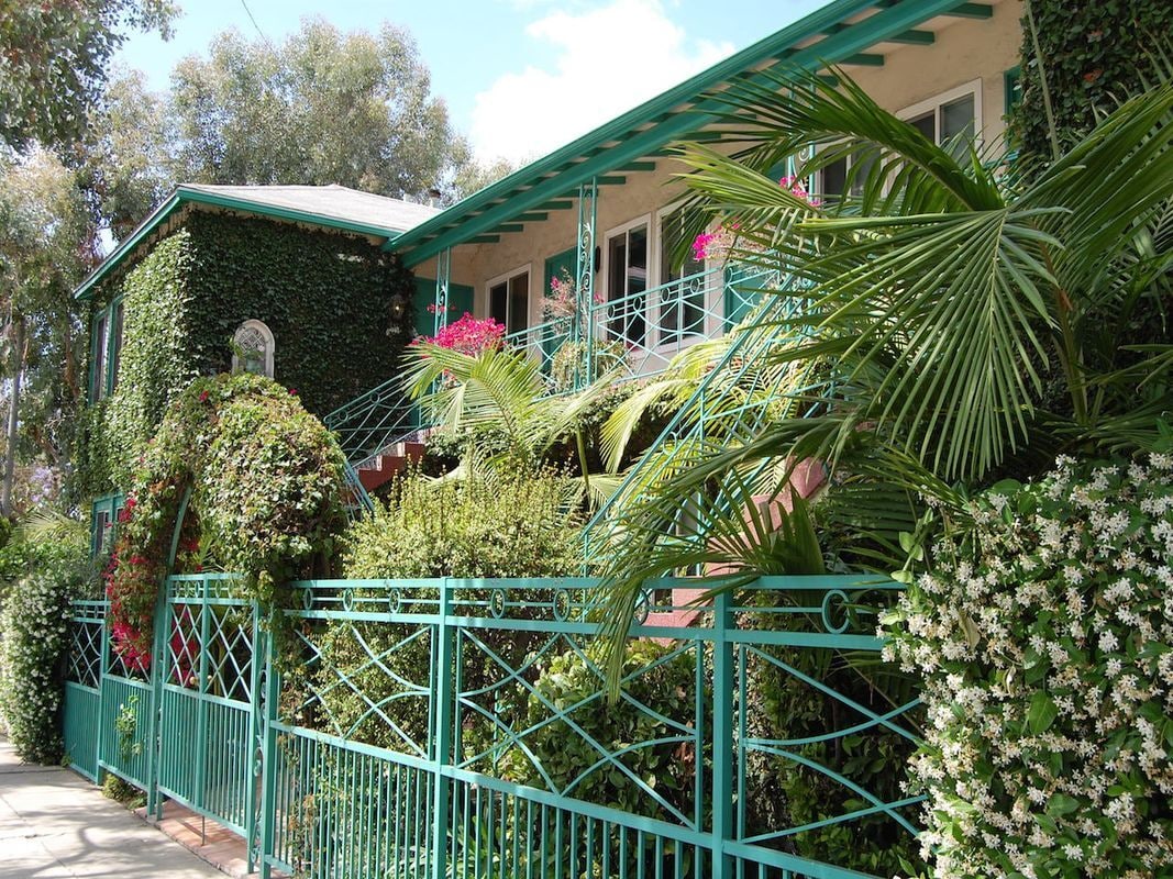 Primary Photo - 901 N Formosa Ave