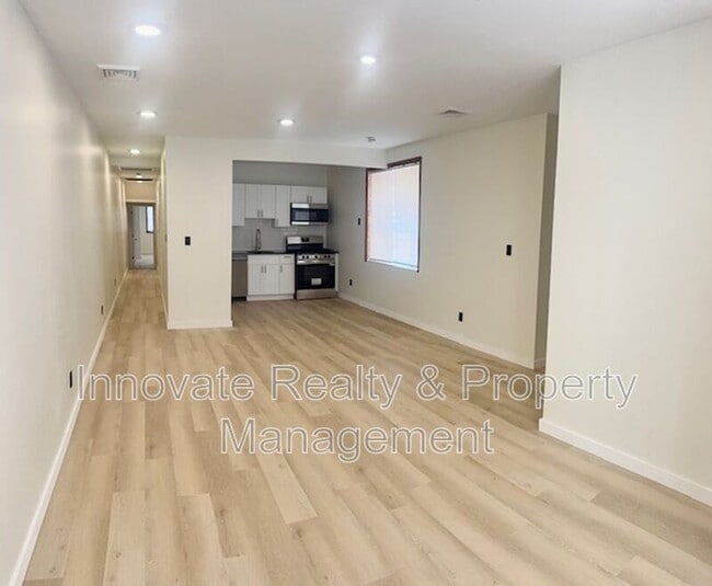 Foto del edificio - 2250 E Clearfield St