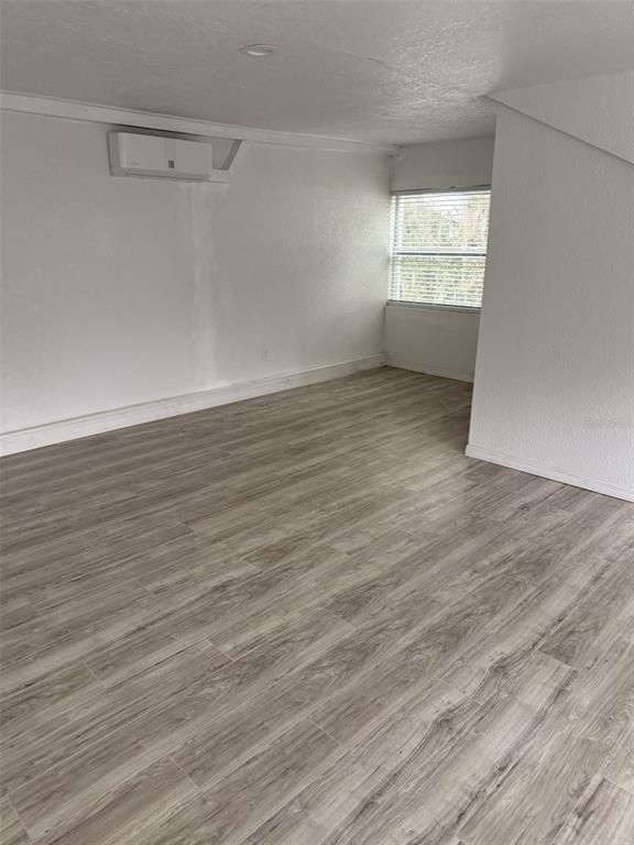 Foto del edificio - 5930 Alligator Lake Shore W