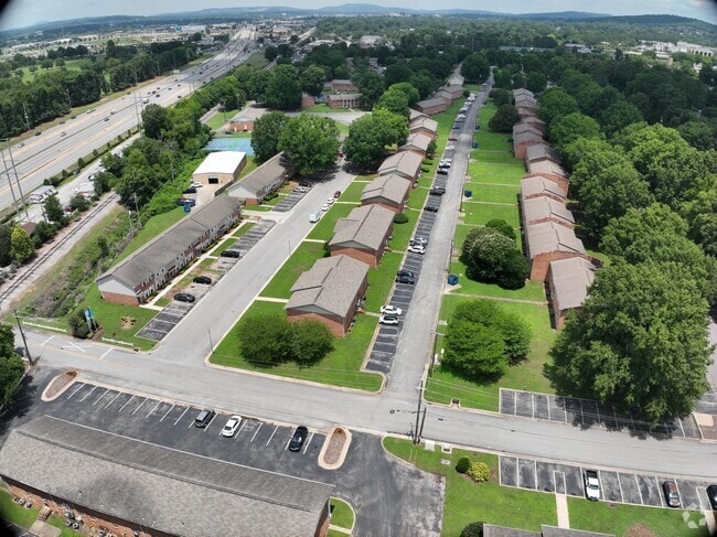 Exterior 3D - Waterford Square Apartment Homes