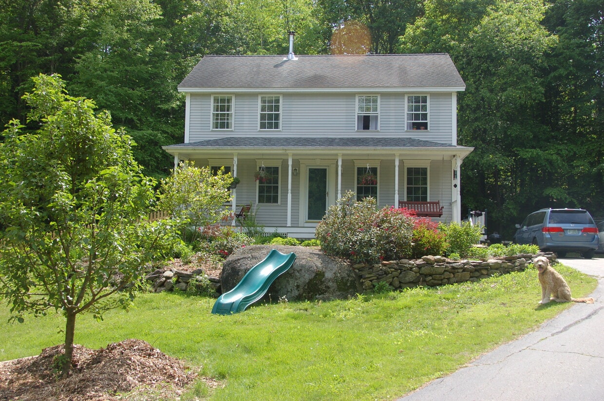 Primary Photo - 20 Goyette Dr