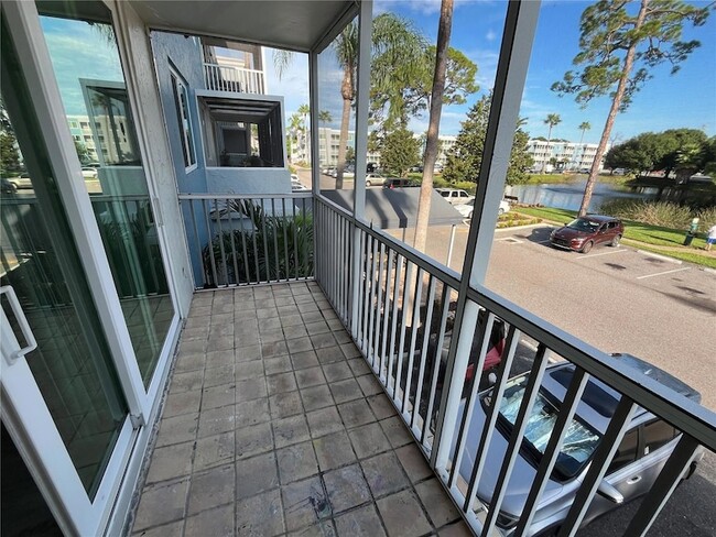 Building Photo - 2700 Coconut Bay Ln
