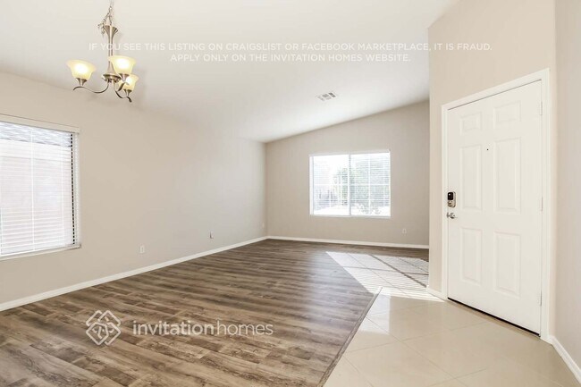 Foto del edificio - 17749 N 113th Ave